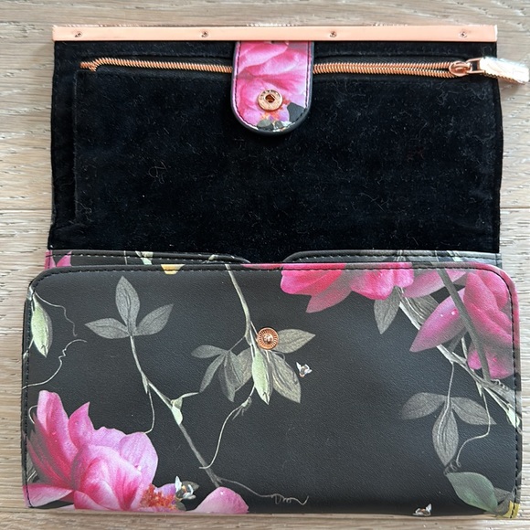 Ted Baker London Citrus Bloom Travel Jewelry Roll Holder - Picture 3 of 10